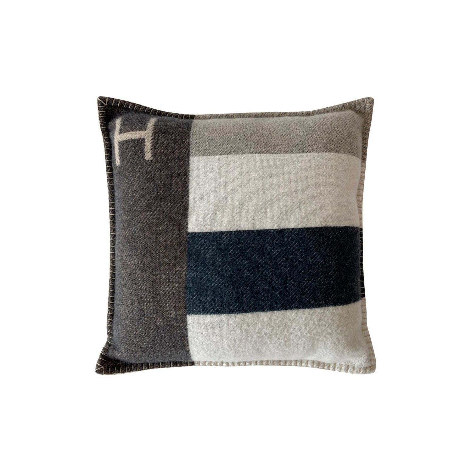 【極美品】 HERMES クッション H Casaque pillow ① Shop Hermès Pair of H Casaque Throw Pillows – revogue