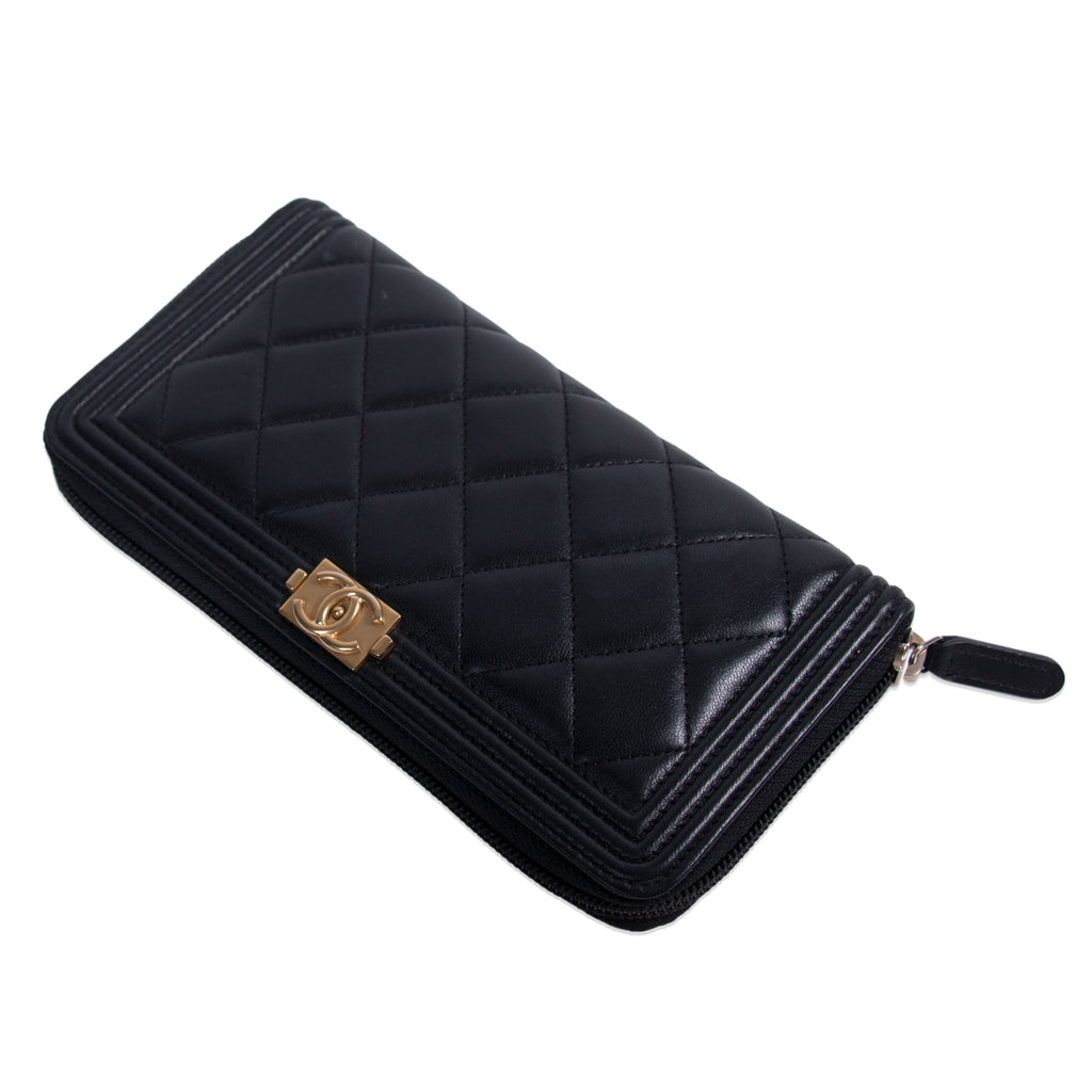 Chanel Boy L-Gusset Zip Wallet Accessories Chanel - Shop authentic new pre-owned designer brands online at Re-Vogue