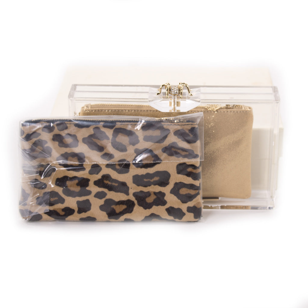 Charlotte Olympia Pandora Clutch Bags Charlotte Olympia - Shop authentic new pre-owned designer brands online at Re-Vogue