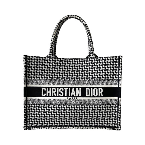 Christian Dior Miss Dior Patent Leather Flap Bag