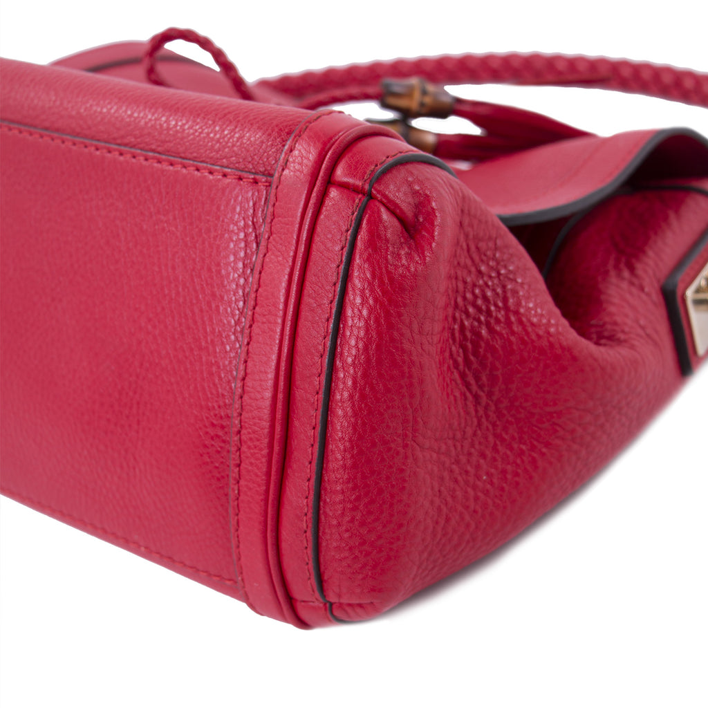 Gucci Bella Red Leather Shoulder Bag Bags Gucci - Shop authentic new pre-owned designer brands online at Re-Vogue