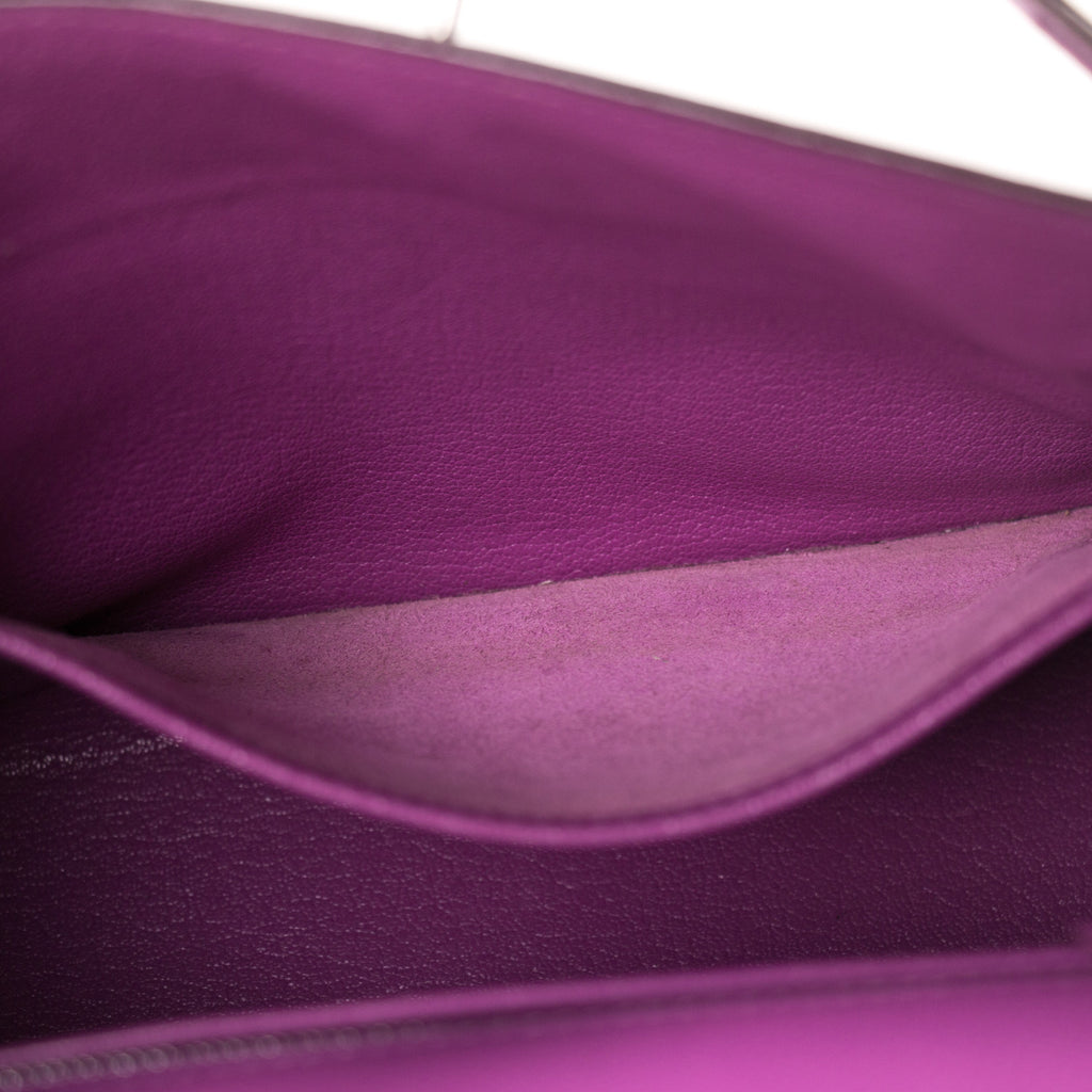 Hermès Kelly 25 Retourne Violet Courchevel Bags Hermès - Shop authentic new pre-owned designer brands online at Re-Vogue