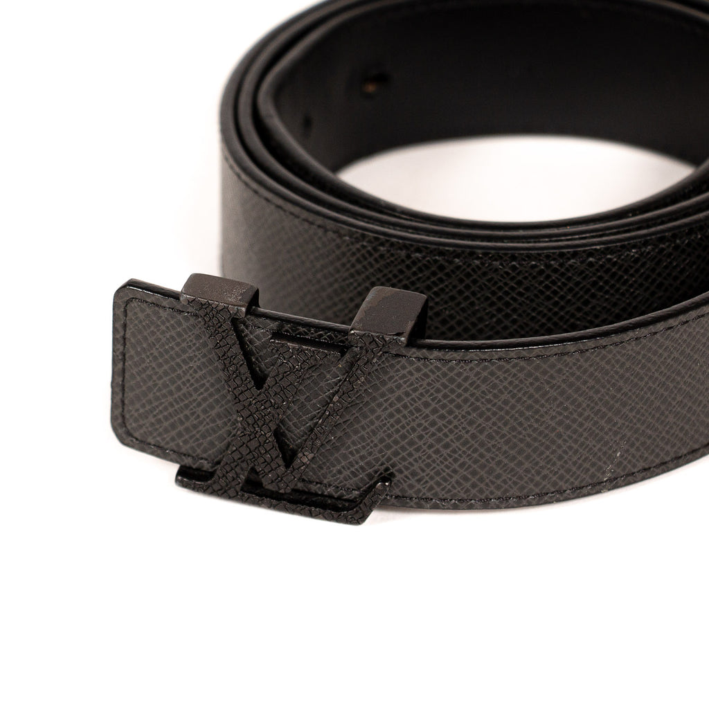 Louis Vuitton - Authenticated Initiales Belt - Leather Black for Women, Good Condition