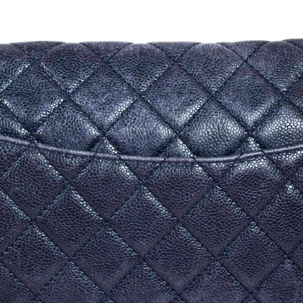 Chanel Classic Maxi Single Flap Bag