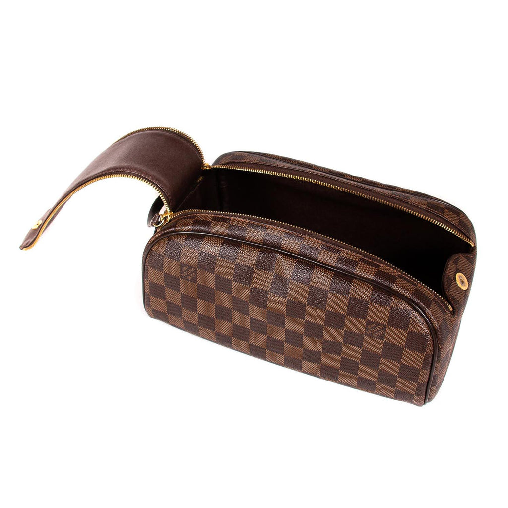 Shop authentic Louis Vuitton Damier Ebene King Size Toiletry Pouch at  revogue for just USD 500.00