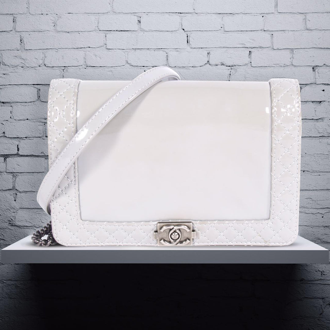 Chanel Boy Reverso Small - revogue