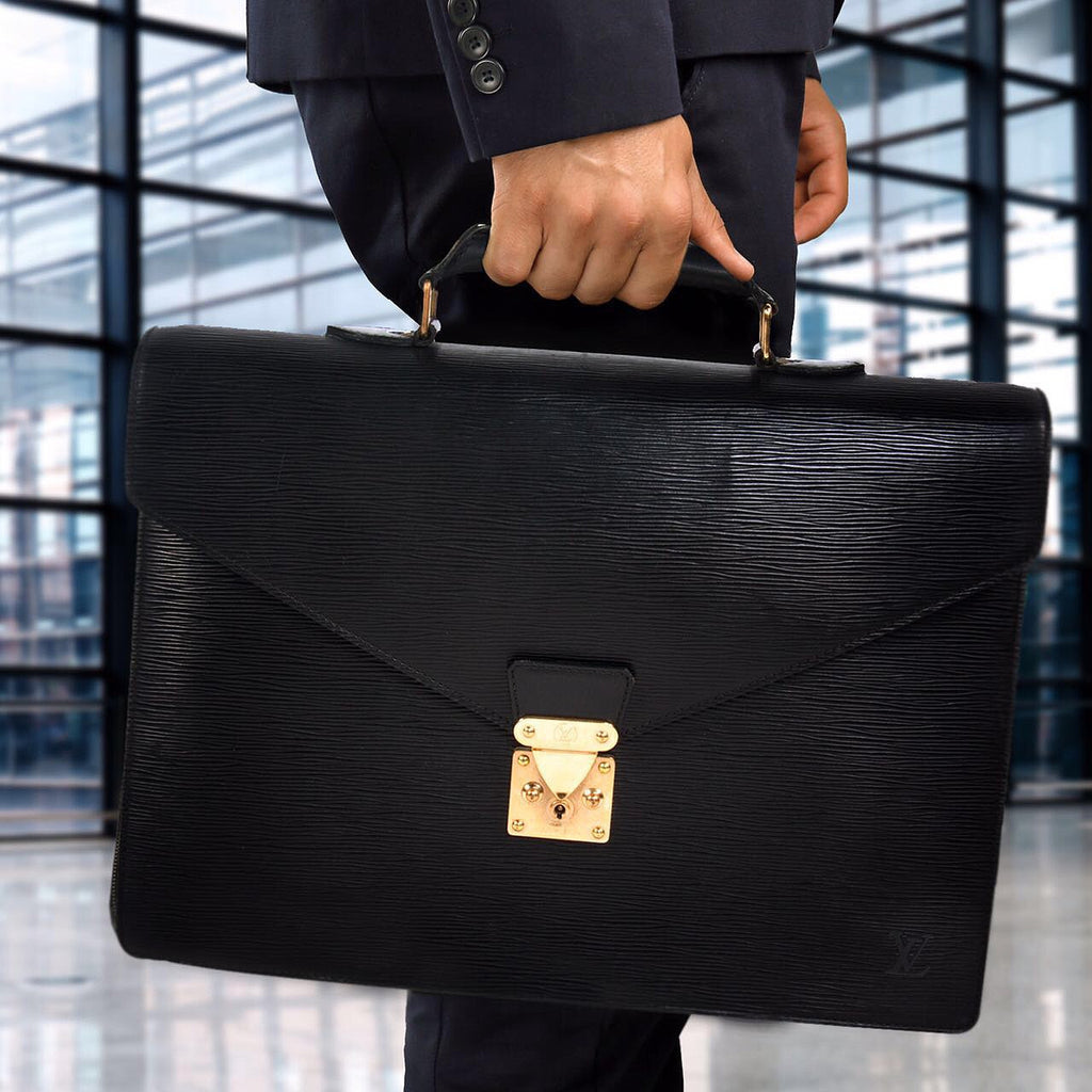Shop authentic Louis Vuitton Serviette Ambassadeur Briefcase at revogue for  just USD 1,250.00