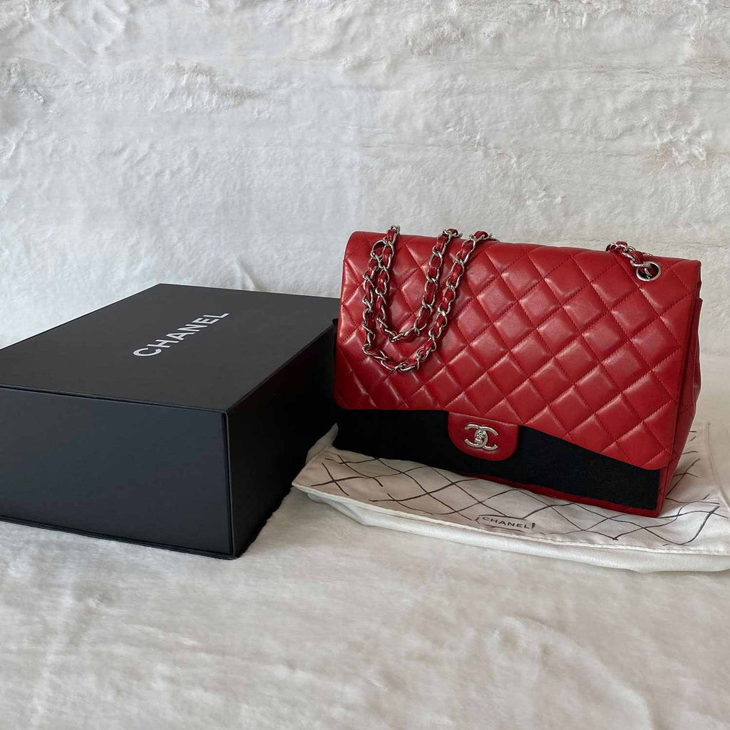 Chanel Classic Maxi Single Flap Bag