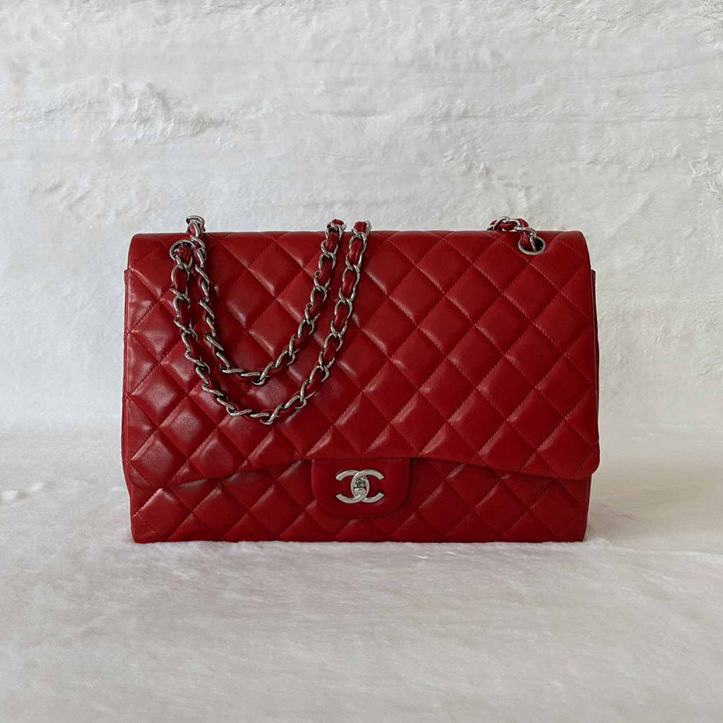 Chanel Classic Maxi Single Flap Bag