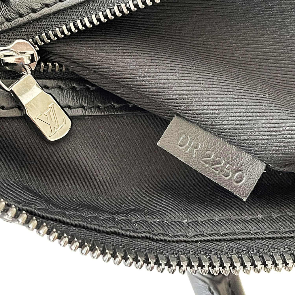 Louis Vuitton® Keepall Bandoulière 50 Monogram Eclipse Reverse. Size