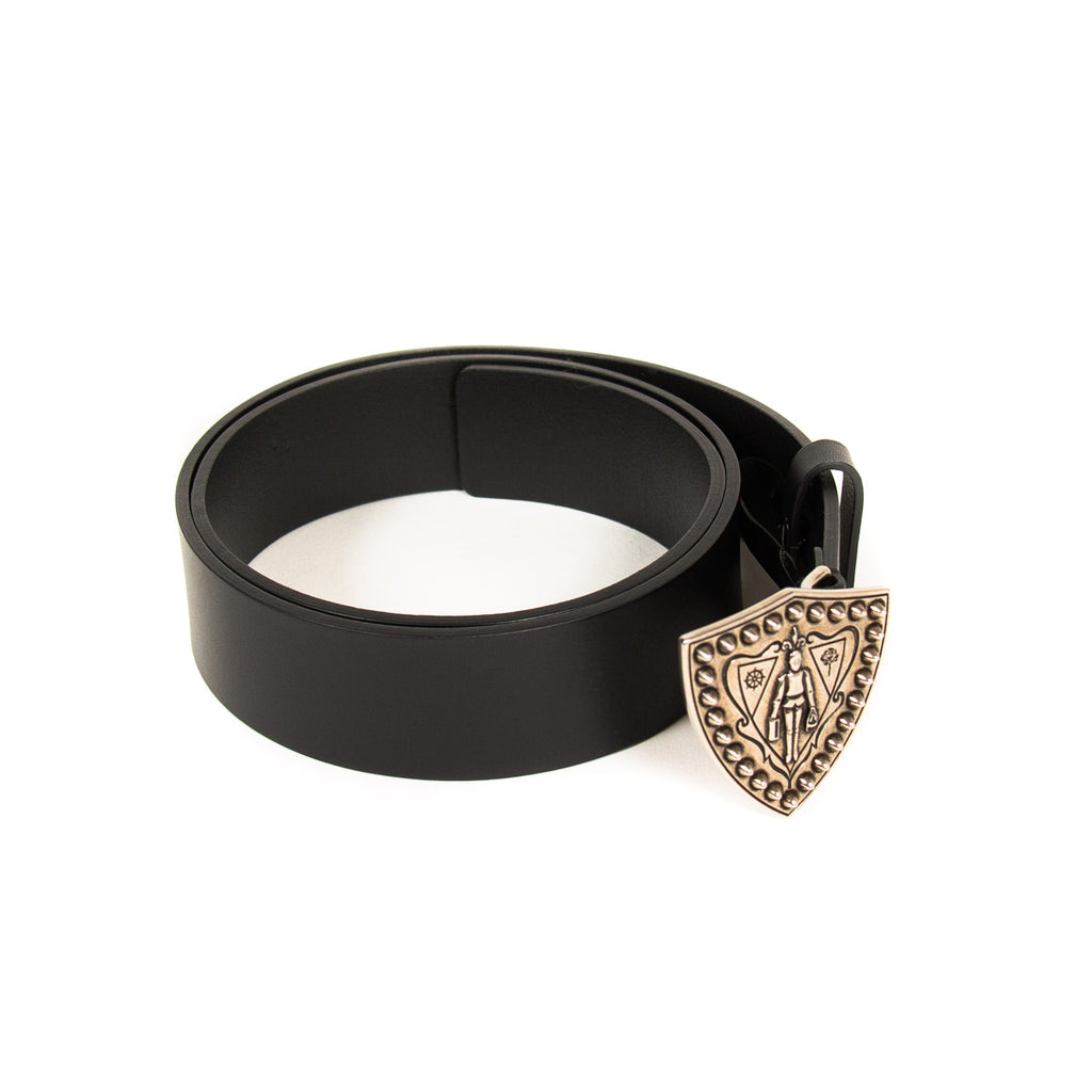 Gucci Shield Metal Leather Belt Accessories Gucci - Shop authentic new pre-owned designer brands online at Re-Vogue