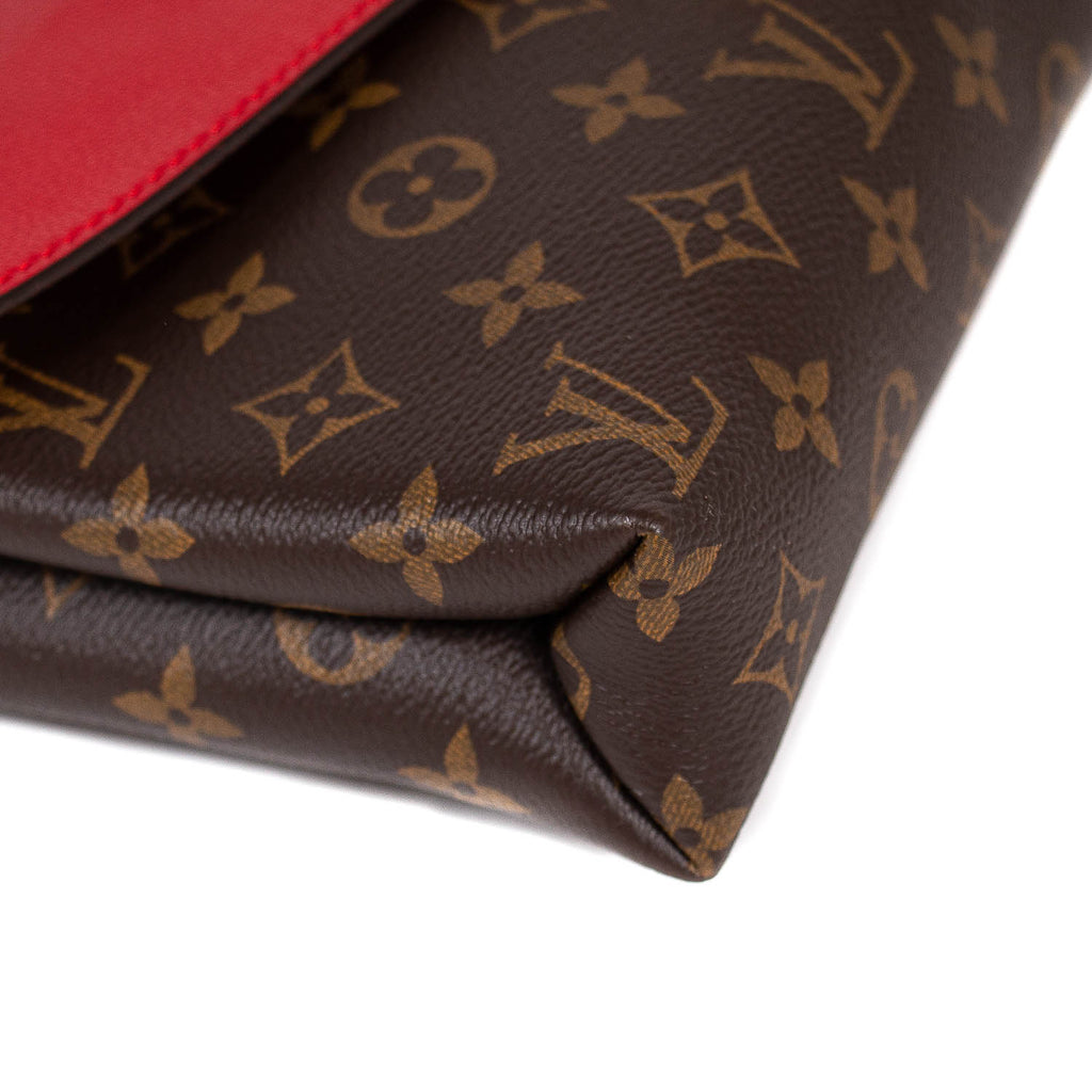 Louis Vuitton Monogram Pallas Chain Bag Bags Louis Vuitton - Shop authentic new pre-owned designer brands online at Re-Vogue