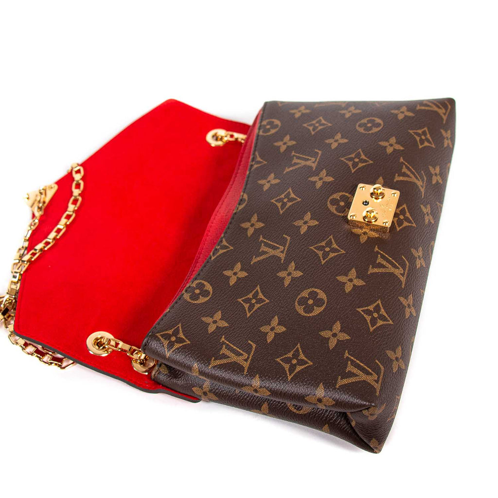 Pre-owned Louis Vuitton Pallas Chain Red Flap Monogram Shoulder