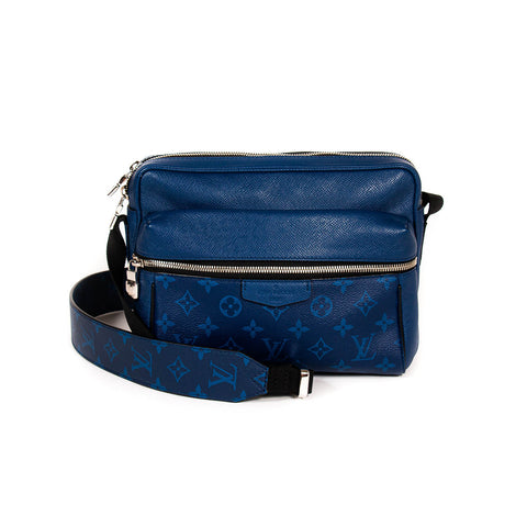 Louis Vuitton Danube Handbag Initials Epi Leather PPM Black 9599932