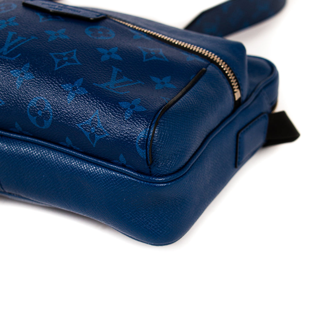Louis Vuitton Taigarama Outdoor Messenger Bags Louis Vuitton - Shop authentic new pre-owned designer brands online at Re-Vogue