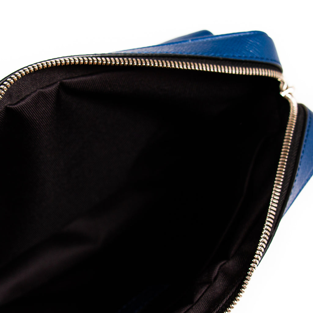 Louis Vuitton - Authenticated Outdoor Bag - Leather Black Plain for Men, Very Good Condition