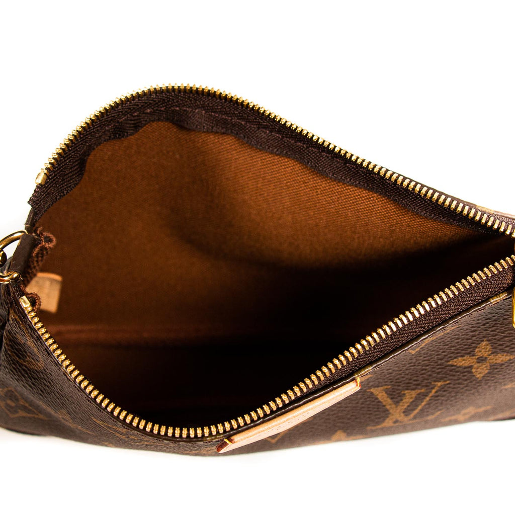 Louis Vuitton Multi Pochette Accessoires Bags Louis Vuitton - Shop authentic new pre-owned designer brands online at Re-Vogue