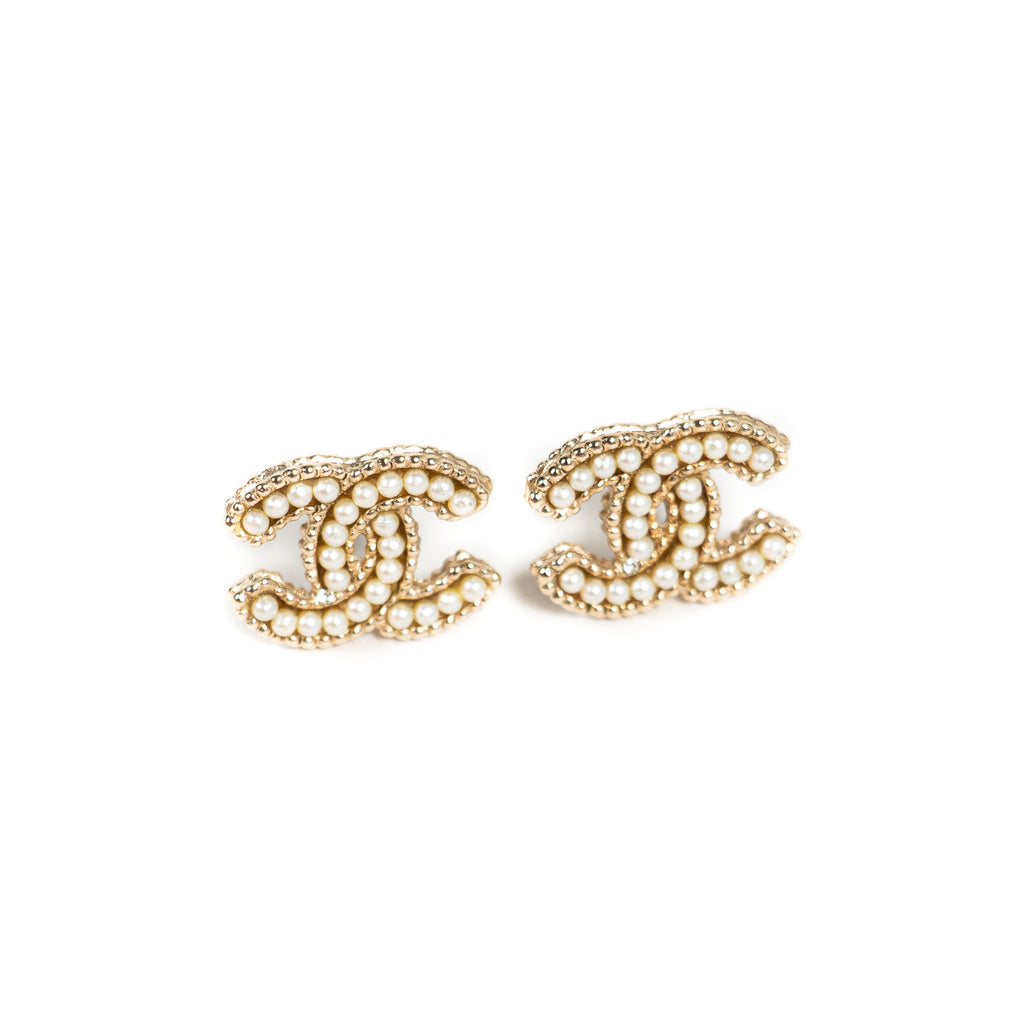 Chanel CC Pearl Stud Logo Earrings