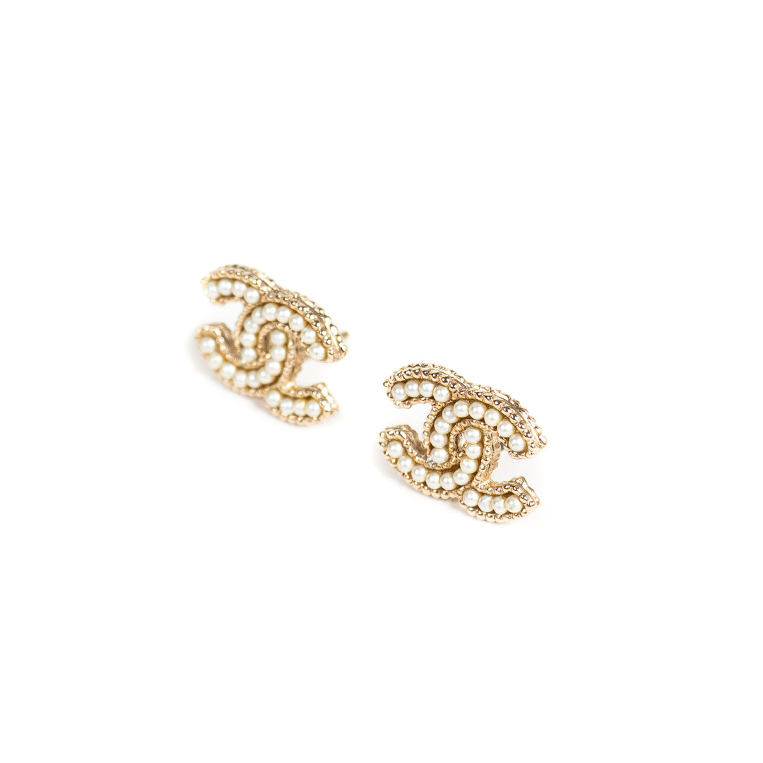 Chanel CC Pearl Stud Logo Earrings