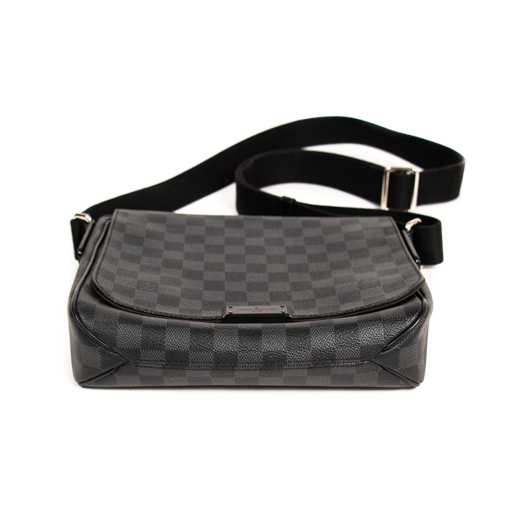 Louis Vuitton Damier Graphite Laptop Renzo Messenger Bag Louis Vuitton