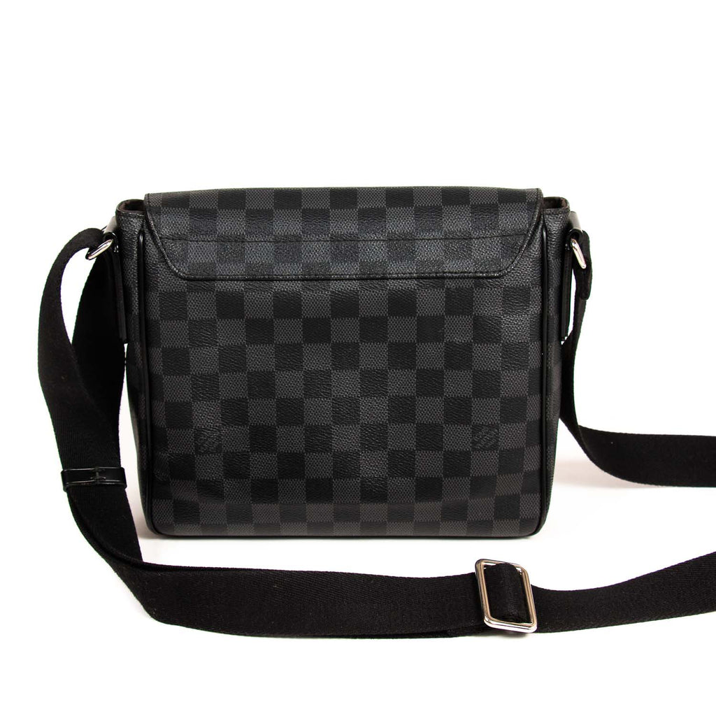 LOUIS VUITTON Damier Graphite District PM 1316197