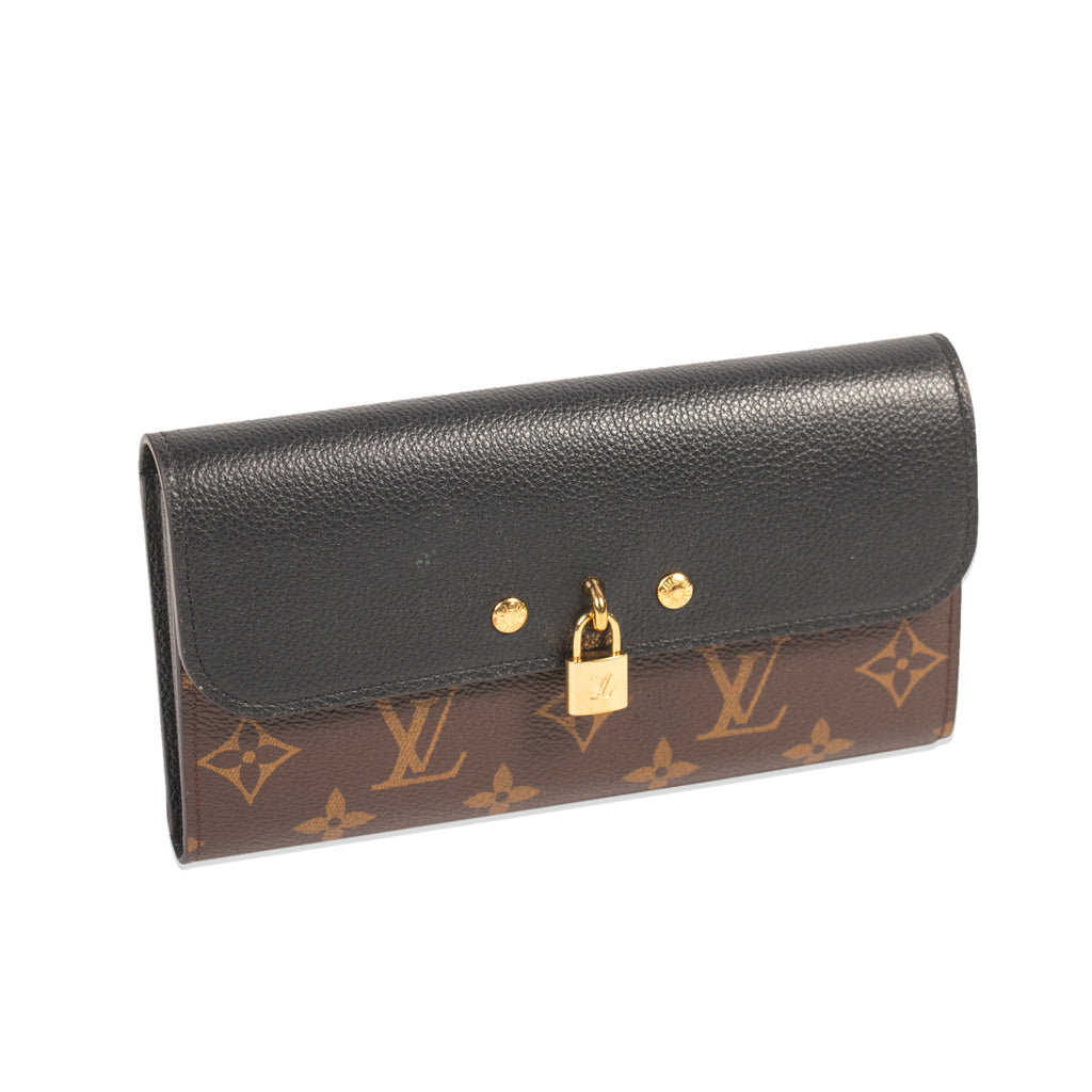 Louis Vuitton Monogram Venus Wallet Accessories Louis Vuitton - Shop authentic new pre-owned designer brands online at Re-Vogue