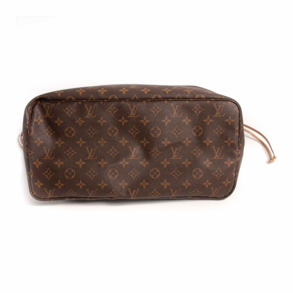 Louis Vuitton Monogram Neverfull GM Bags Louis Vuitton - Shop authentic new pre-owned designer brands online at Re-Vogue