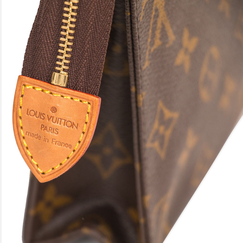 Louis Vuitton Monogram Toiletry Pouch 19 Bags Louis Vuitton - Shop authentic new pre-owned designer brands online at Re-Vogue