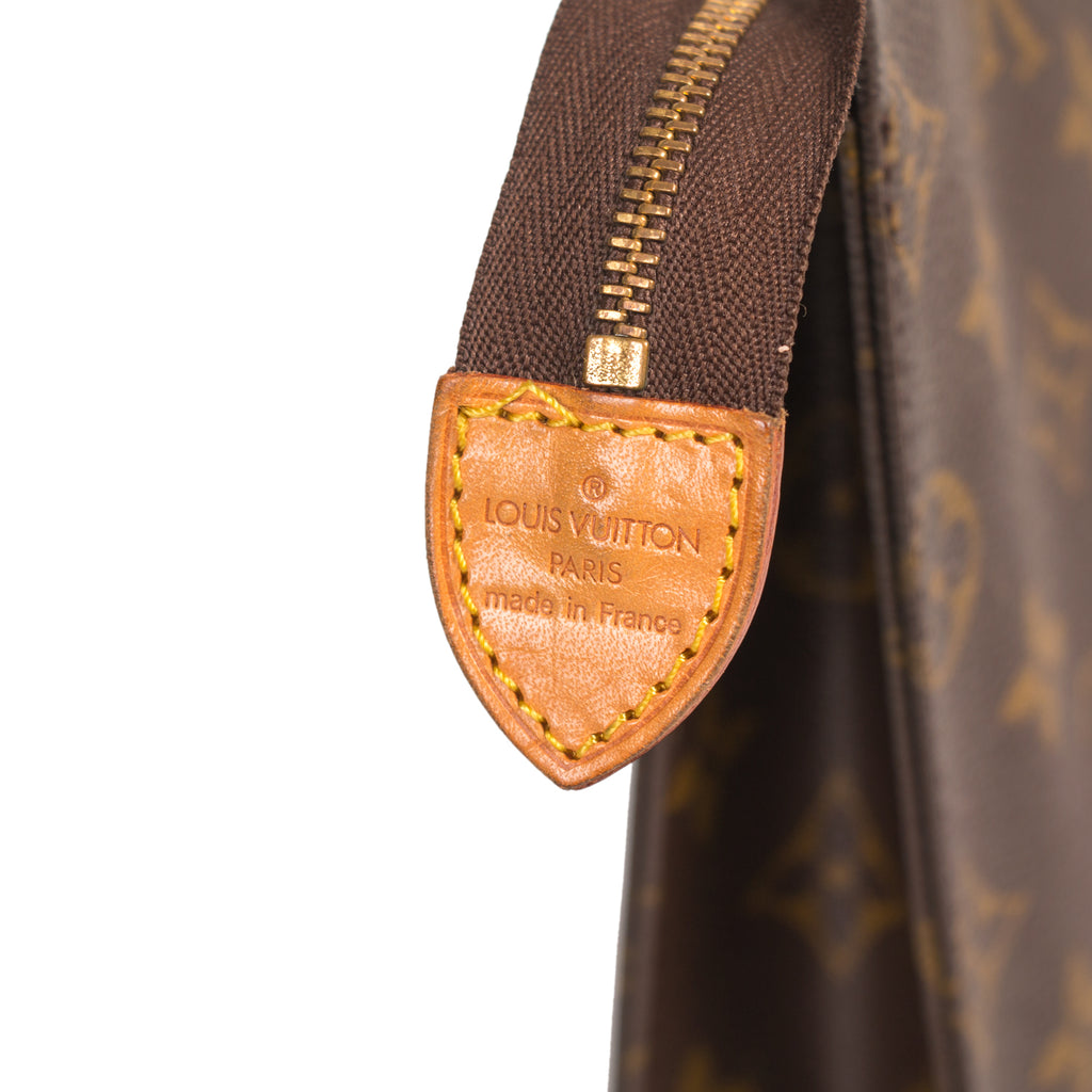 LOUIS VUITTON Monogram Toiletry Pouch 26 74989