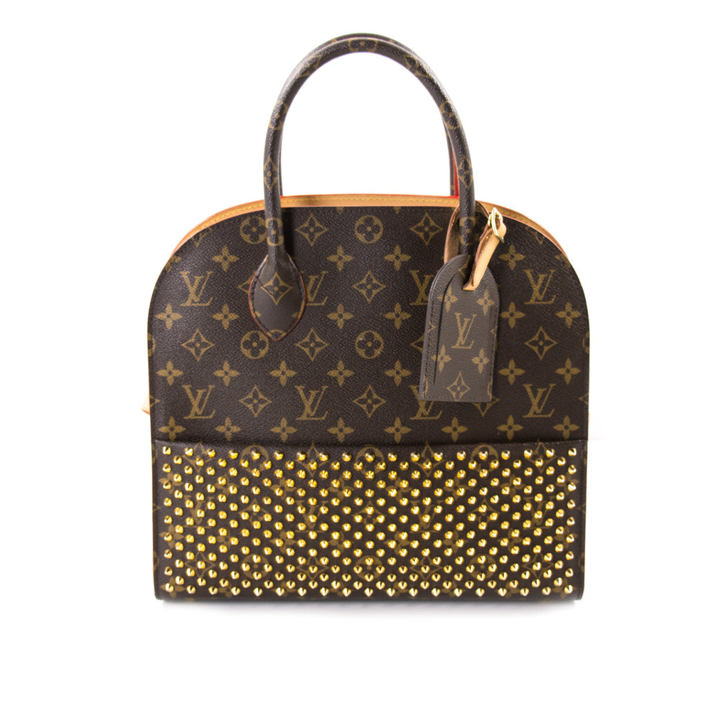 Shop authentic Louis Vuitton Shopping Bag Christian Louboutin at revogue  for just USD 3,500.00