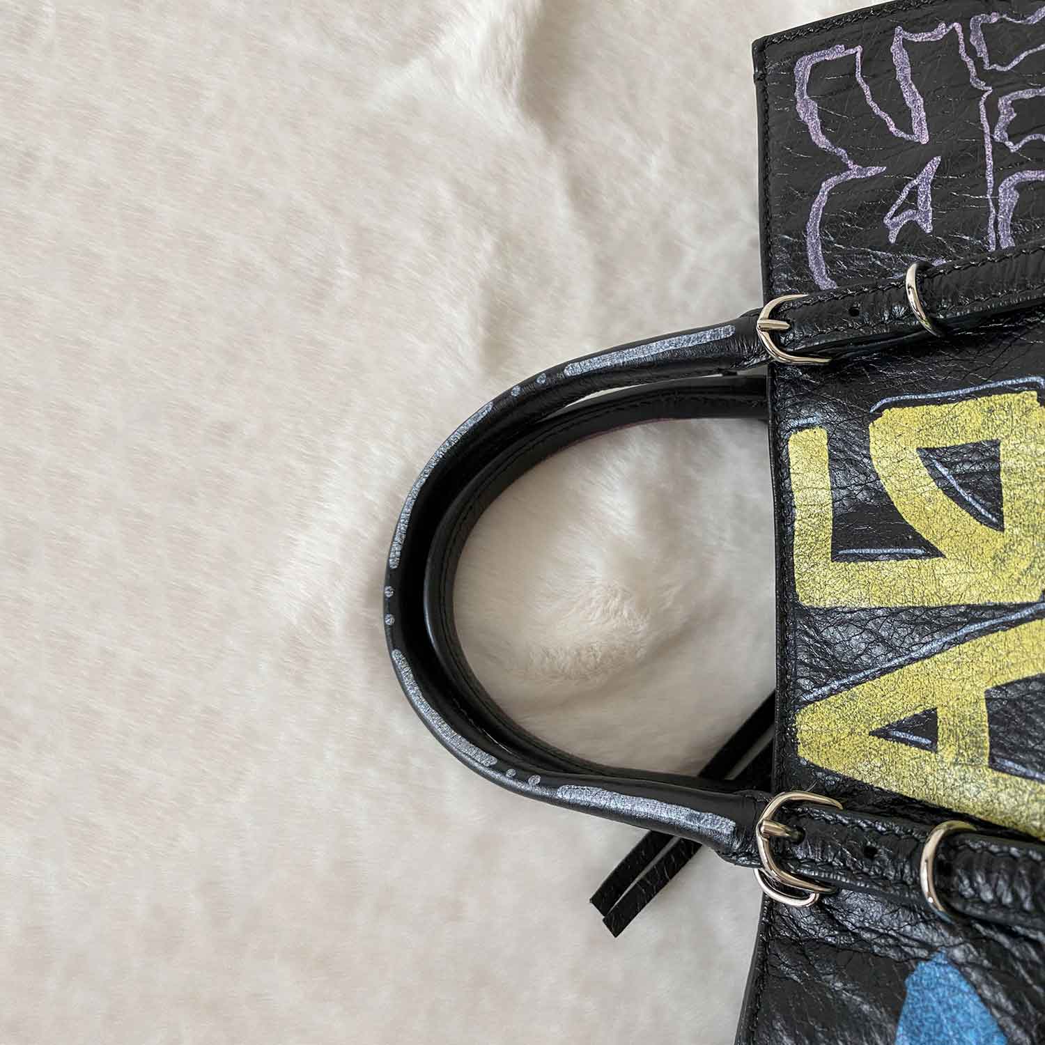 Balenciaga Graffiti Papier A4 Mini Bag – revogue