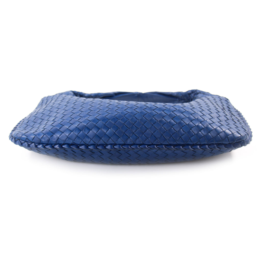 Bottega Veneta Intrecciato Small Veneta Hobo Bag Bags Bottega Veneta - Shop authentic new pre-owned designer brands online at Re-Vogue