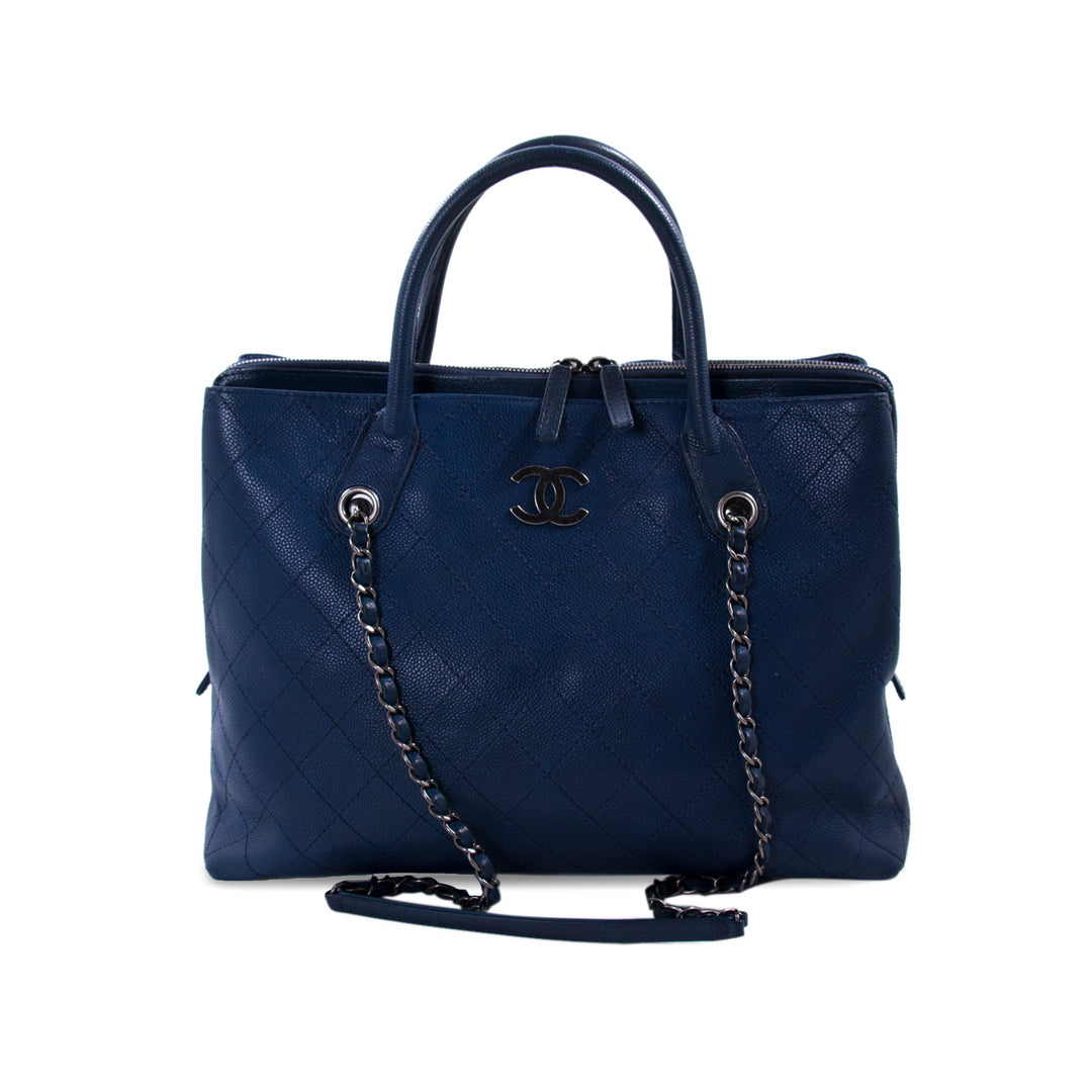 Chanel Grained Vegetal Calfskin Shopping Tote Bags Chanel - Shop authentic new pre-owned designer brands online at Re-Vogue