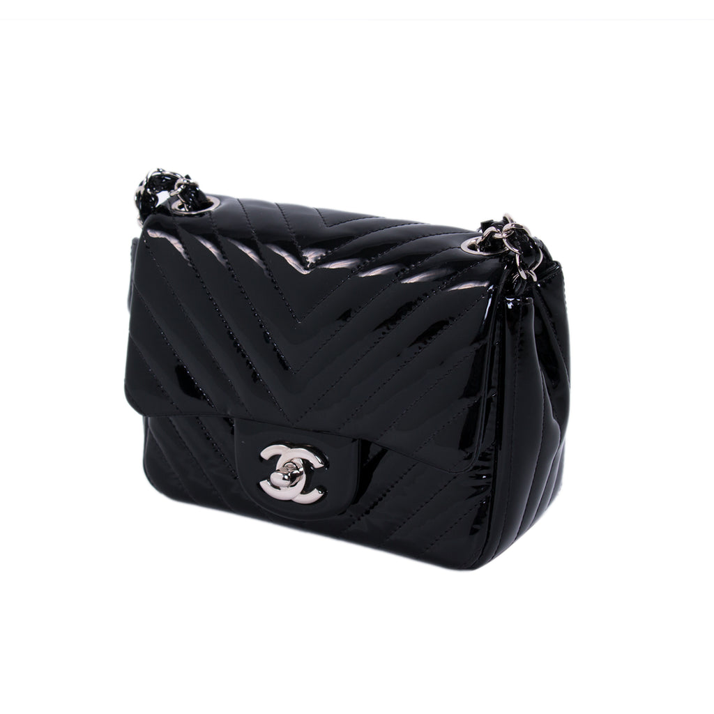 Chanel Classic Mini Square Chevron Flap Bag Bags Chanel - Shop authentic new pre-owned designer brands online at Re-Vogue