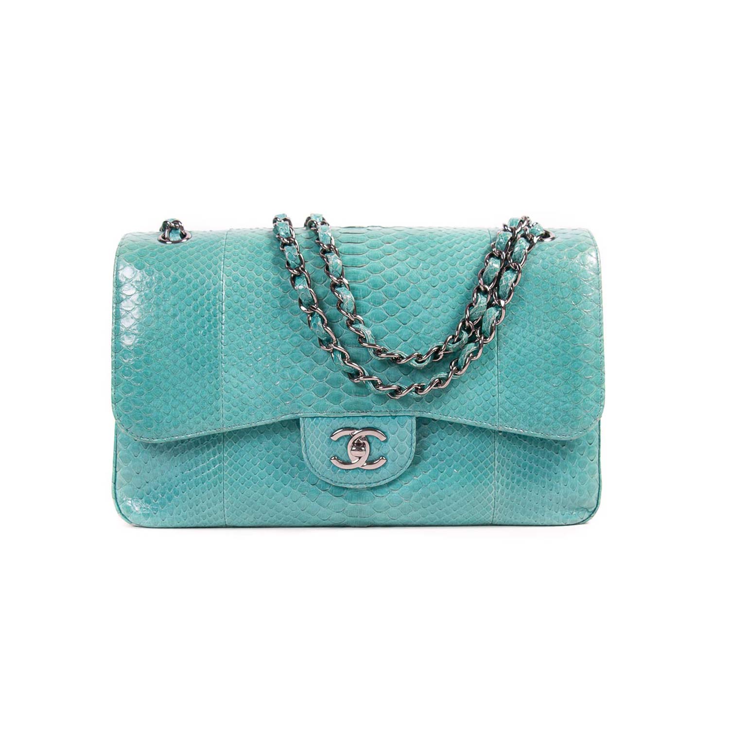 Snag the Latest CHANEL Classic Bags & Handbags for Women with Fast