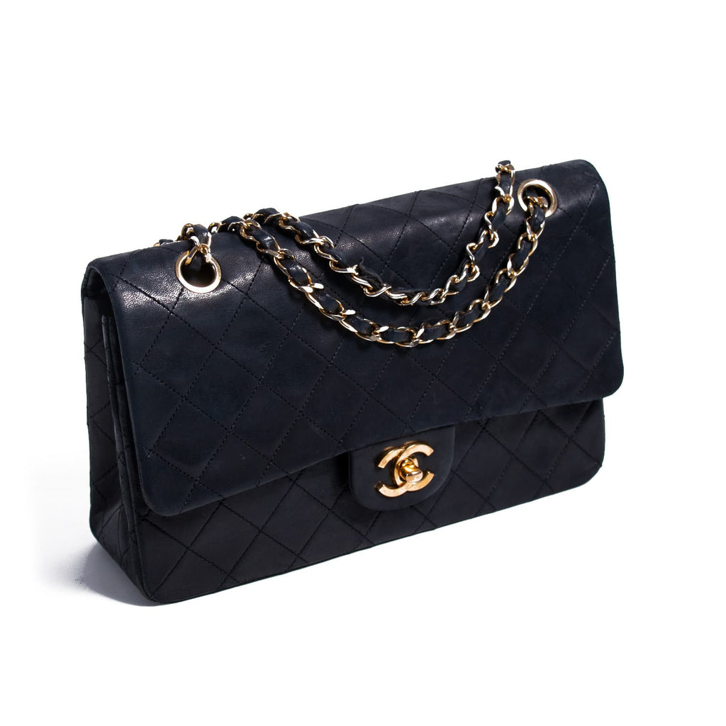 Chanel Classic Medium Double Flap Bag Bags Chanel - Shop authentic new pre-owned designer brands online at Re-Vogue