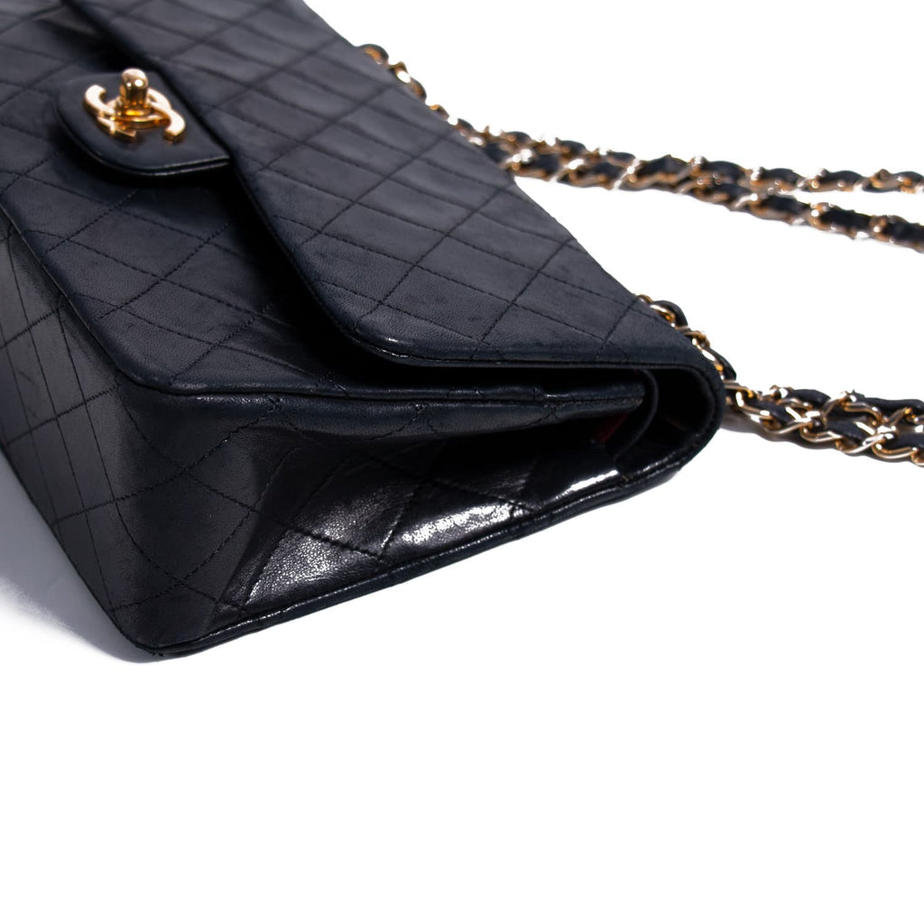 Chanel Classic Medium Double Flap Bag Bags Chanel - Shop authentic new pre-owned designer brands online at Re-Vogue