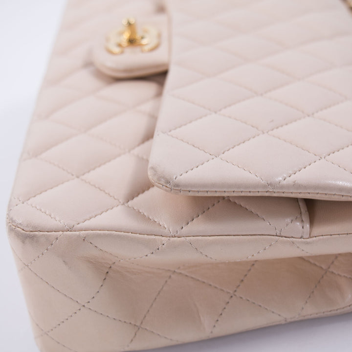 Chanel Classic Medium Double Flap Bag Bags Chanel - Shop authentic new pre-owned designer brands online at Re-Vogue