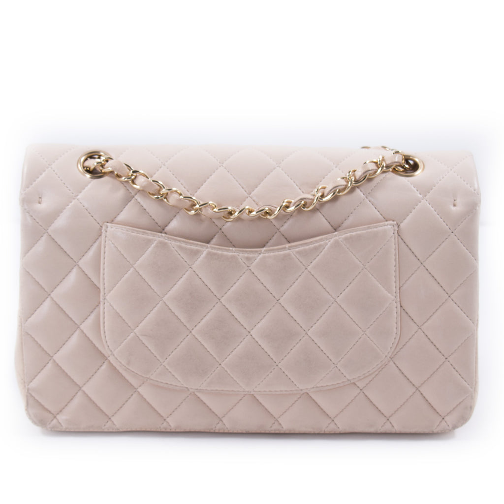 Chanel Classic Medium Double Flap Bag Bags Chanel - Shop authentic new pre-owned designer brands online at Re-Vogue