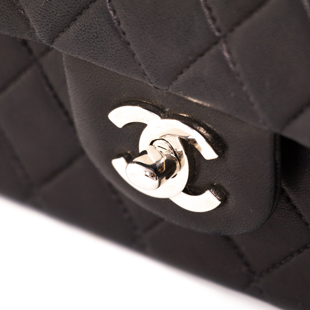 Chanel Classic Medium Double Flap Bag – North Shore Exchange
