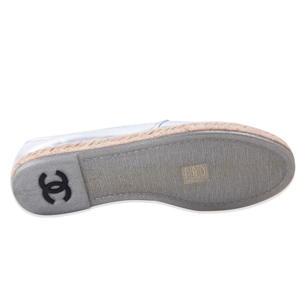 Chanel Silver Metallic Leather Espadrilles Shoes Chanel - Shop authentic new pre-owned designer brands online at Re-Vogue