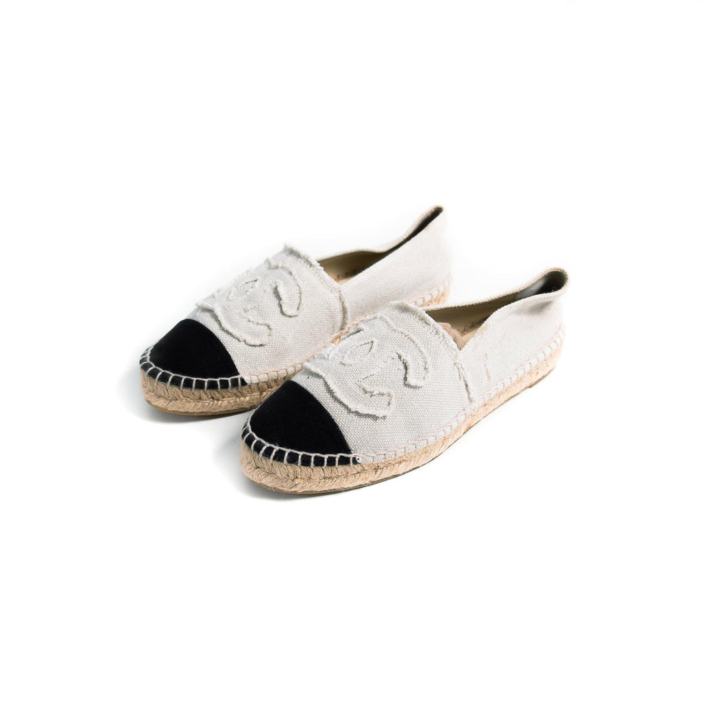 Chanel Toile Espadrilles Beige Black ○ Labellov ○ Buy and Sell Authentic  Luxury