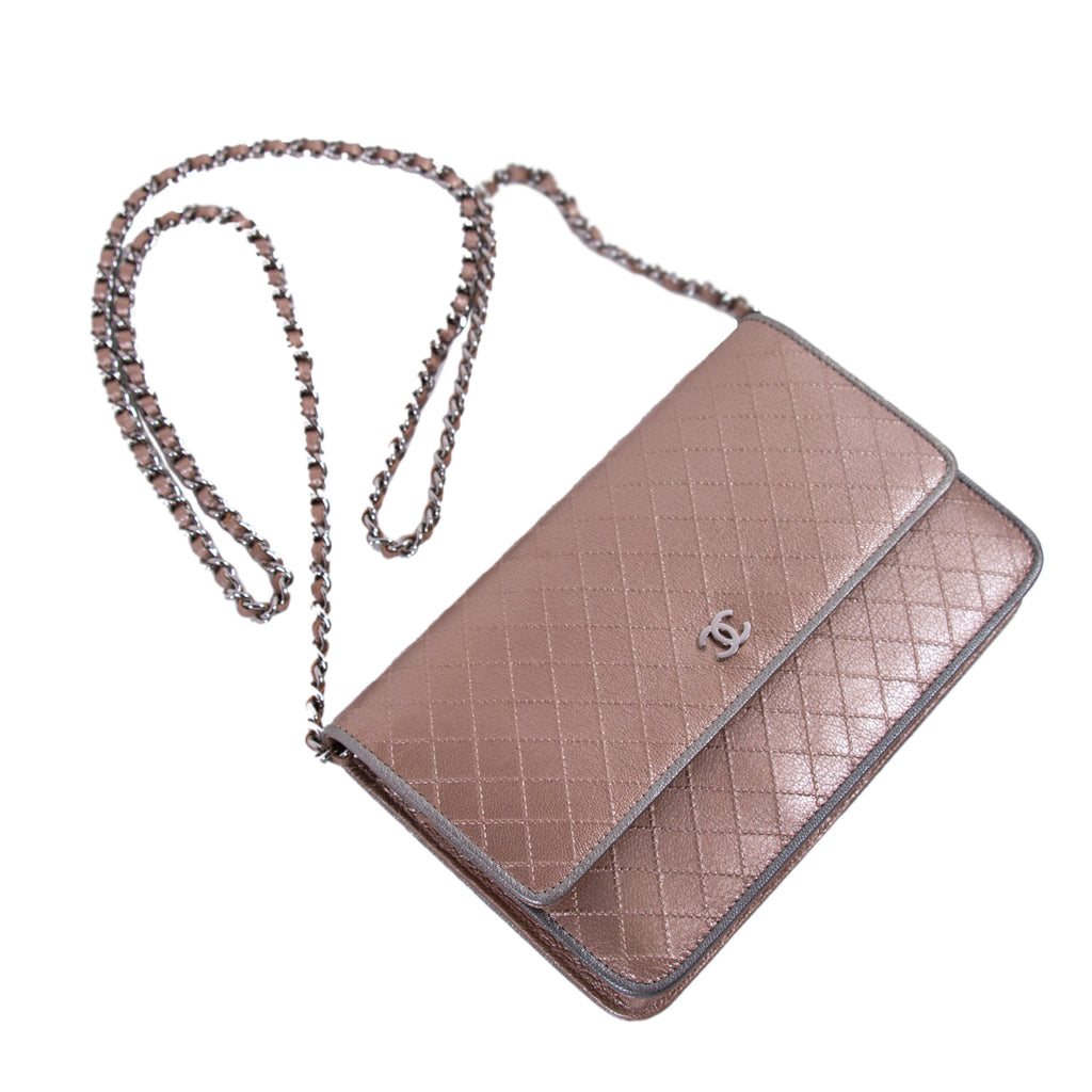 Chanel Diamond Stitch Wallet on Chain Bags Chanel - Shop authentic new pre-owned designer brands online at Re-Vogue