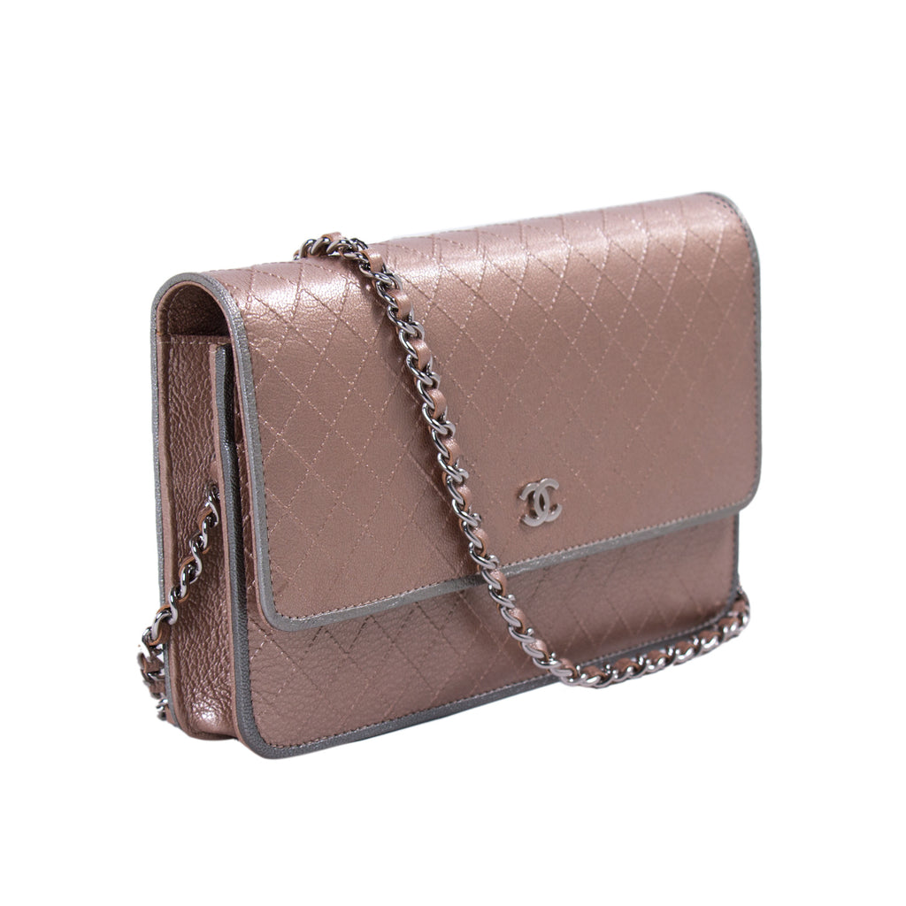 Chanel Diamond Stitch Wallet on Chain Bags Chanel - Shop authentic new pre-owned designer brands online at Re-Vogue