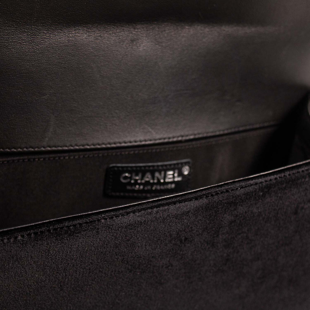 Chanel Medium Velvet Boy Bag Bags Chanel - Shop authentic new pre-owned designer brands online at Re-Vogue