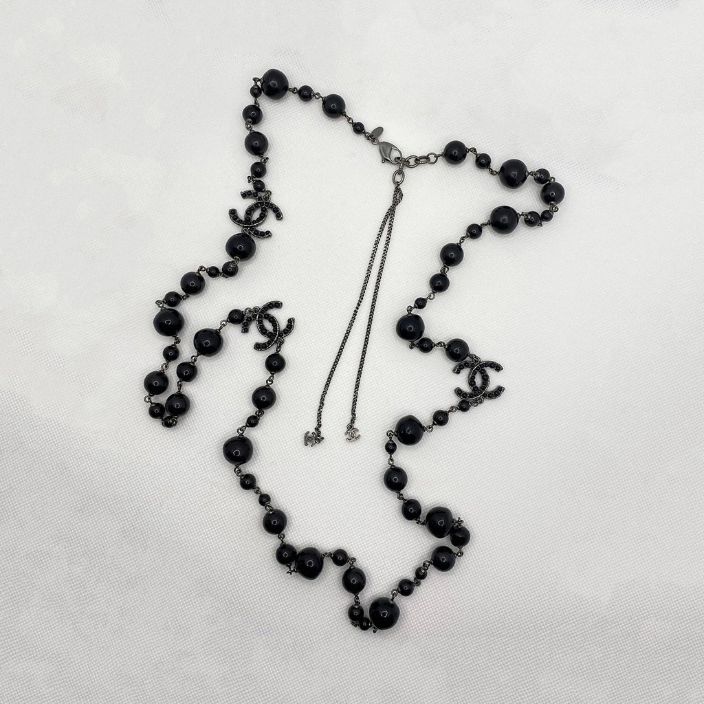 Shop authentic Chanel Black Bead Long Necklace at revogue for just USD  1,250.00