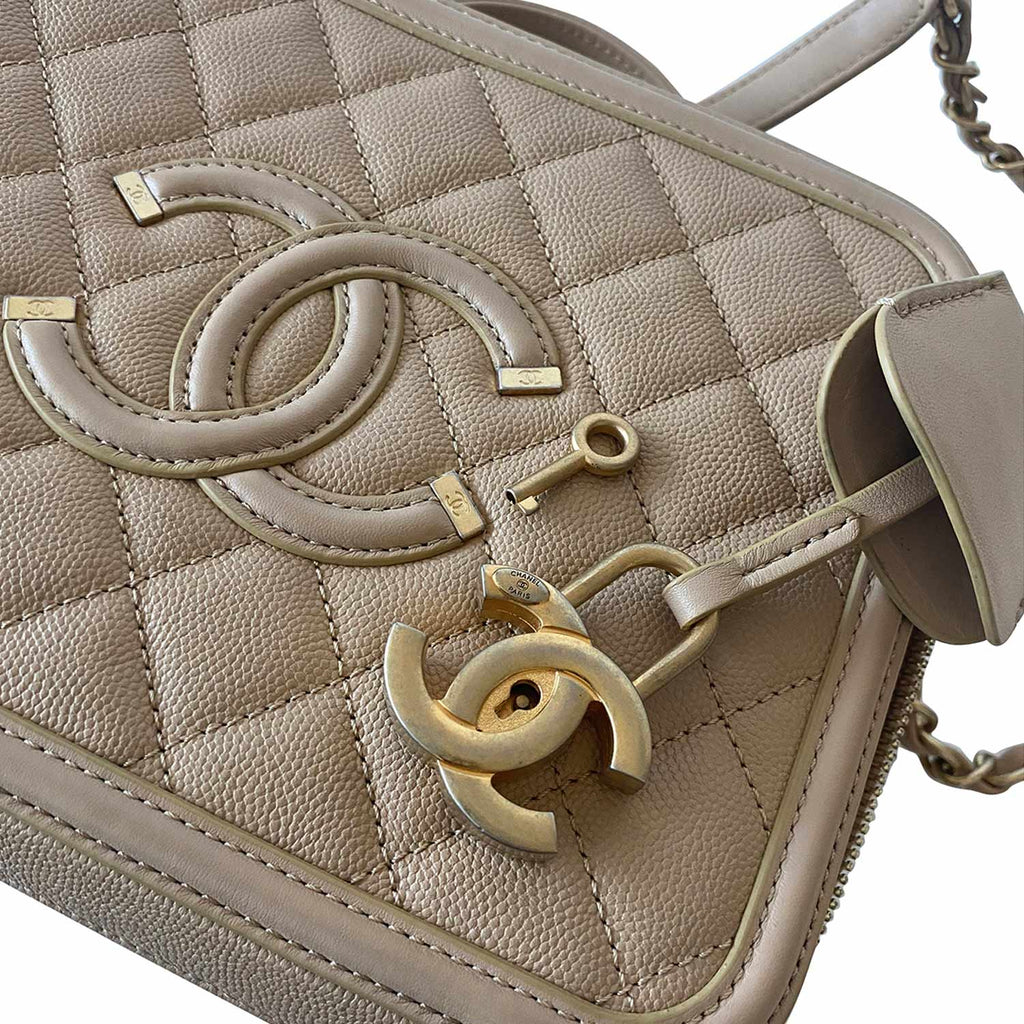 Shop authentic Chanel Medium Filigree Vanity Case at revogue for