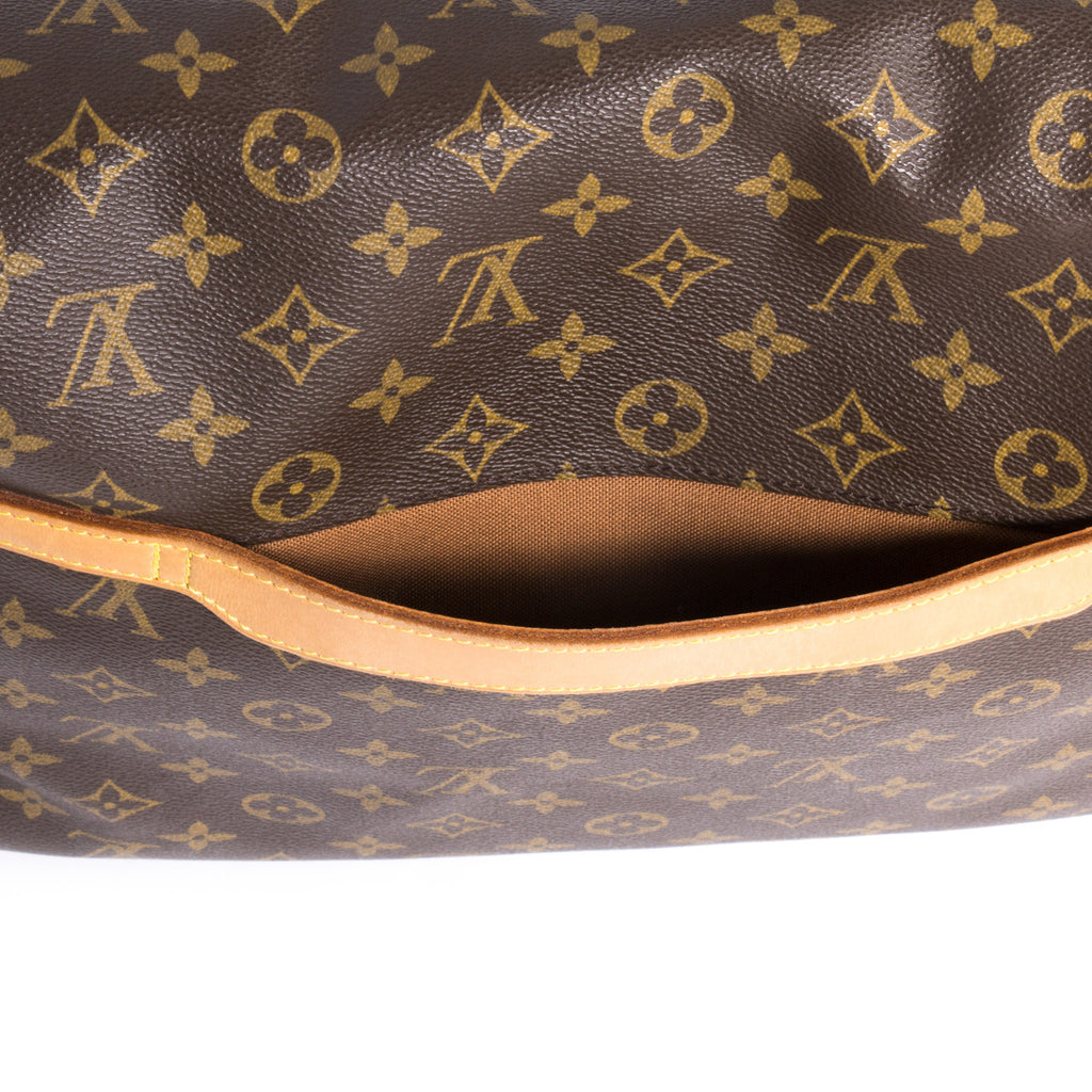 Louis Vuitton Monogram Abbesses Messenger Bag Bags Louis Vuitton - Shop authentic new pre-owned designer brands online at Re-Vogue