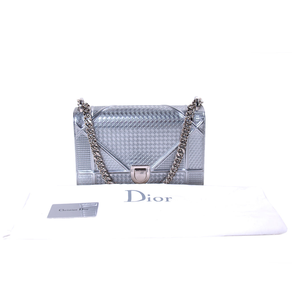 Christian Dior Diorama Medium Shoulder Bag Bags Dior - Shop authentic new pre-owned designer brands online at Re-Vogue