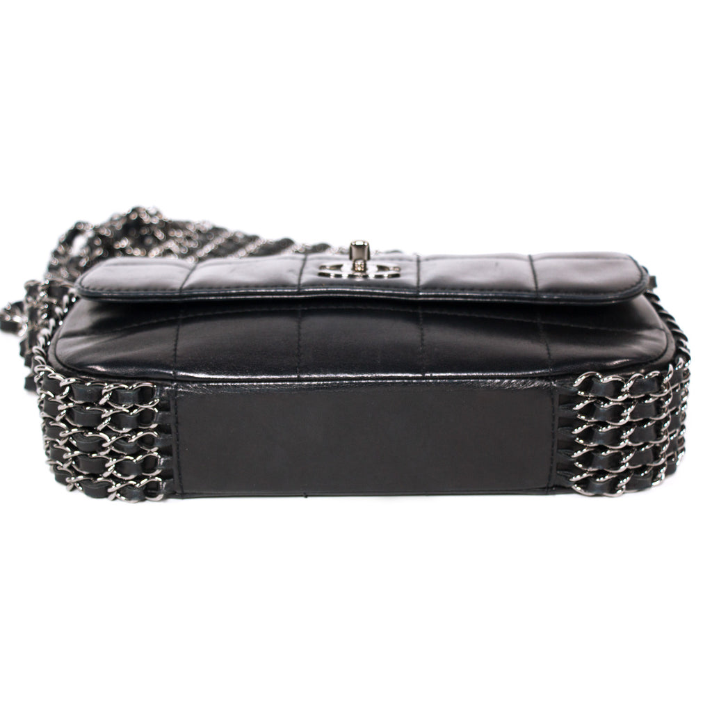 Shop authentic Chanel Multiple Chain Shoulder Bag at revogue for just USD  1,122.00